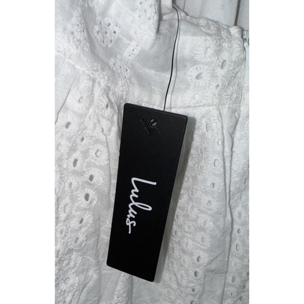 NWT LULUS Women’s Sicilian Sun White Eyelet Ruffled Lace-Up Midi Dress Medium - Picture 5 of 9